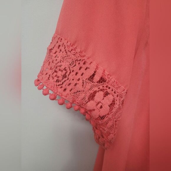 Xhilaration Coral Pink Lace Peasant Blouse Women's Size Medium - Picture 3 of 4